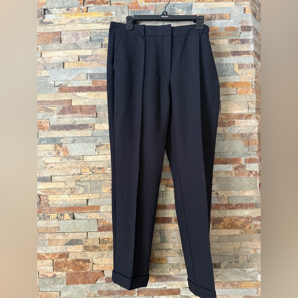 Hugo Boss / Acrila Textured Navy Blue pleated trousers Pants US 8
